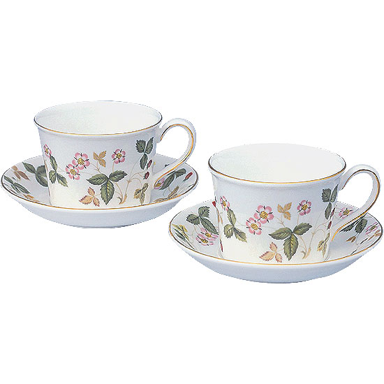 ウェッジウッド　ワイルドストロベリーティーカップ&ソーサー(デルフィ)ペア